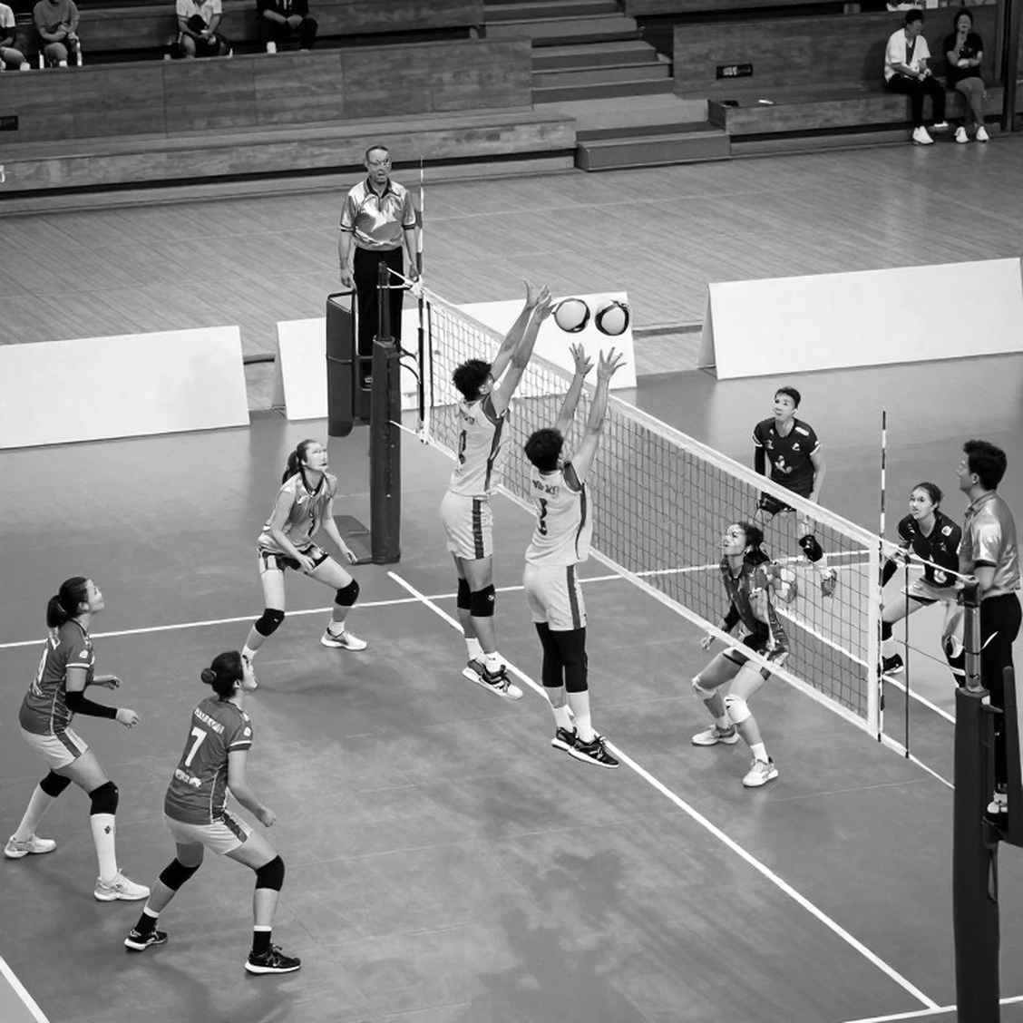 Ba mươi năm MOP của bóng chuyền nữ NCAA: vị trí nào được thưởng, con đường nào bị bỏ quên