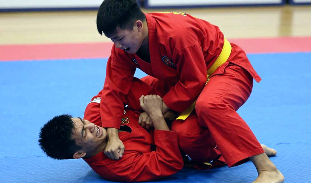 HCV kata đồng đội nữ tại ASIAD: đọc tỉ số 5-0 cho đúng, và đọc ba người cho đủ
