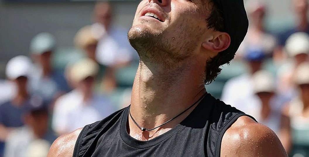 Djokovic gục ngã, Raducanu tái xuất: Hai thái cực của quần vợt thế giới Djokovic gục ngã, Raducanu tái xuất: Hai thái cực của quần vợt thế giới