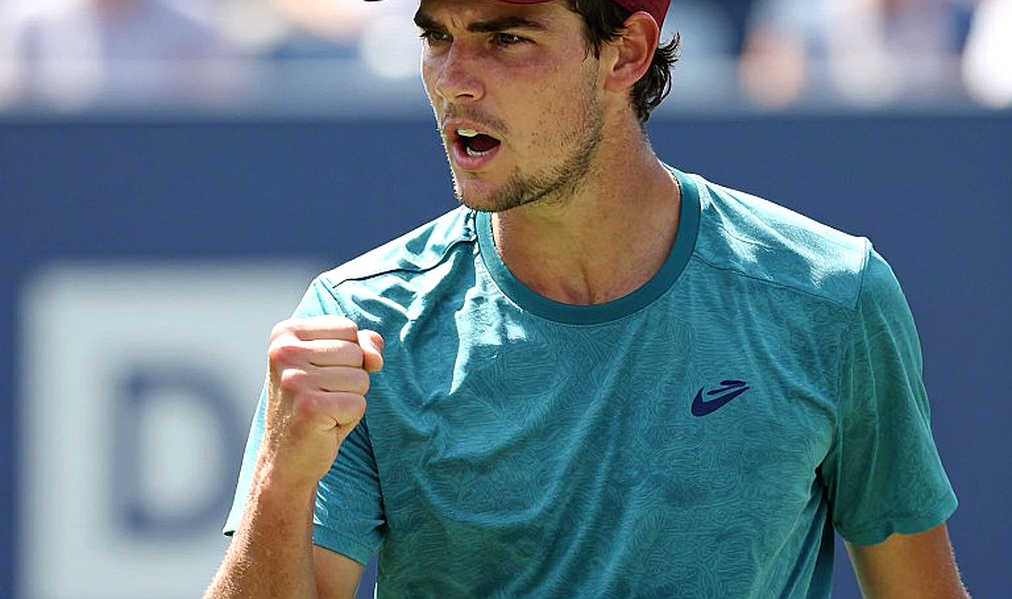 US Open 2026: Pegula và Medvedev thắng nhanh, Alcaraz và Sabalenka đối mặt áp lực bảo vệ danh hiệu US Open 2026: Pegula và Medvedev thắng nhanh, Alcaraz và Sabalenka đối mặt áp lực bảo vệ danh hiệu