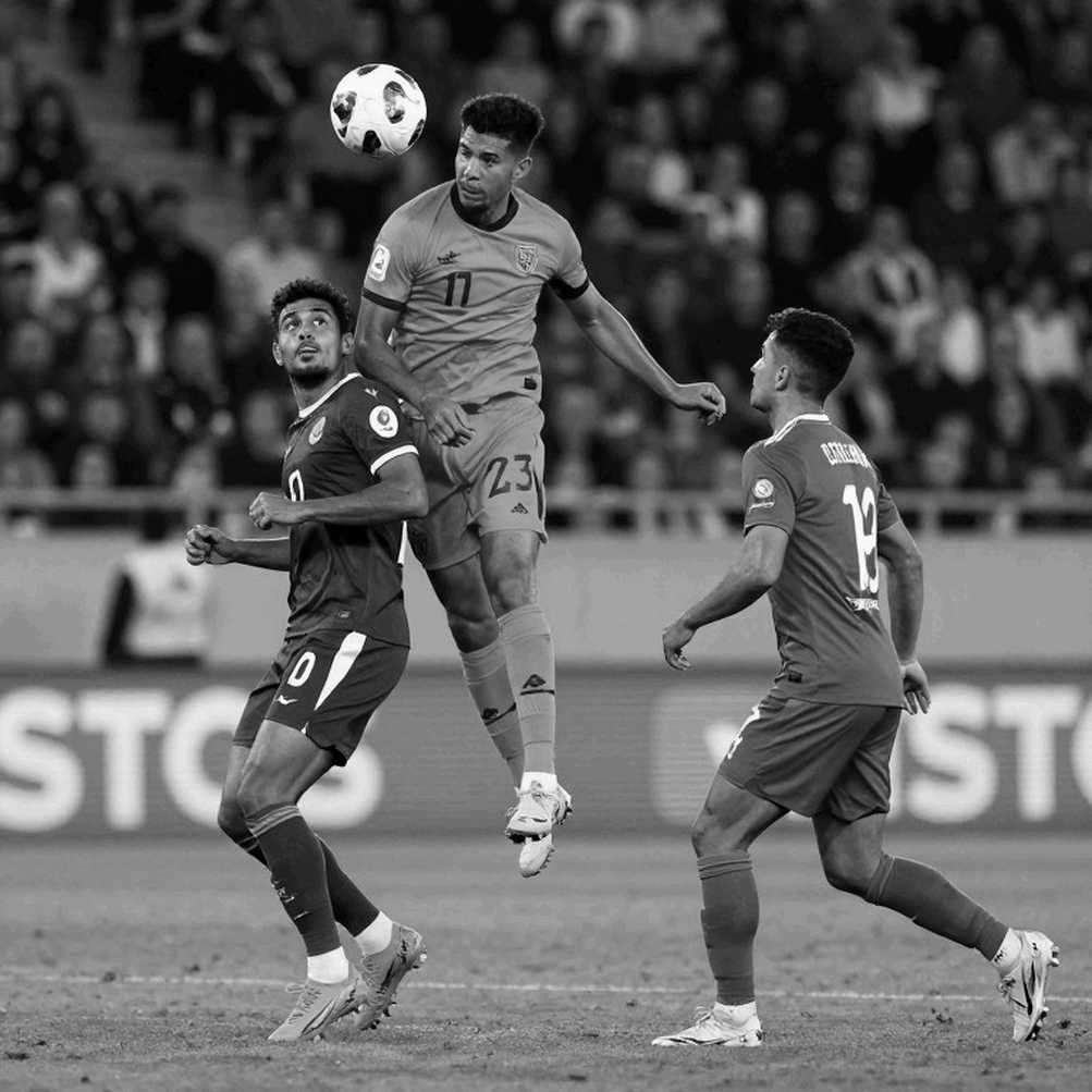 V.League bán nhiều hơn mua: Giải mã cỗ máy xuất khẩu cầu thủ của bóng đá Việt Nam